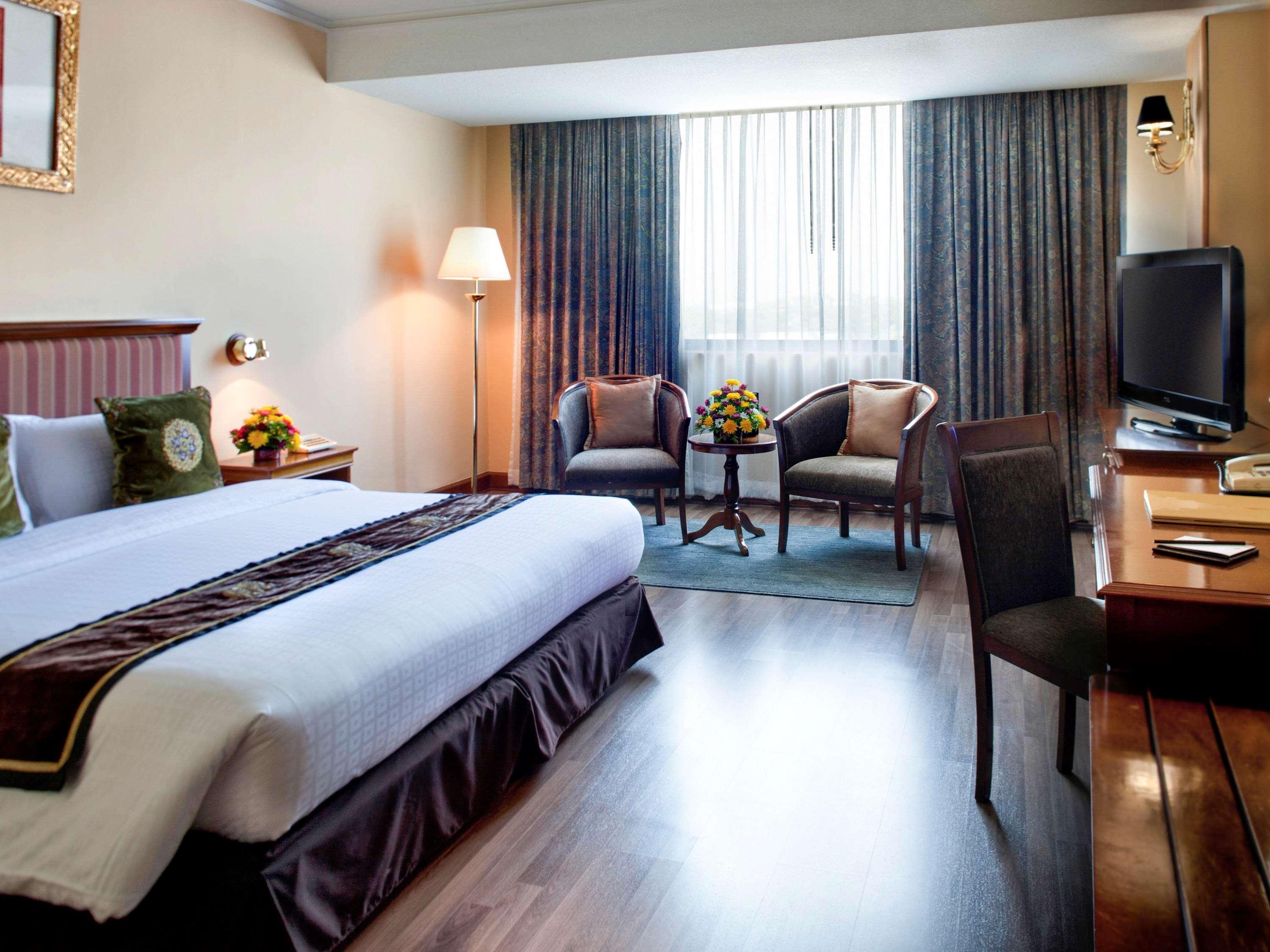 Mercure Mandalay Hill Resort Eksteriør bilde