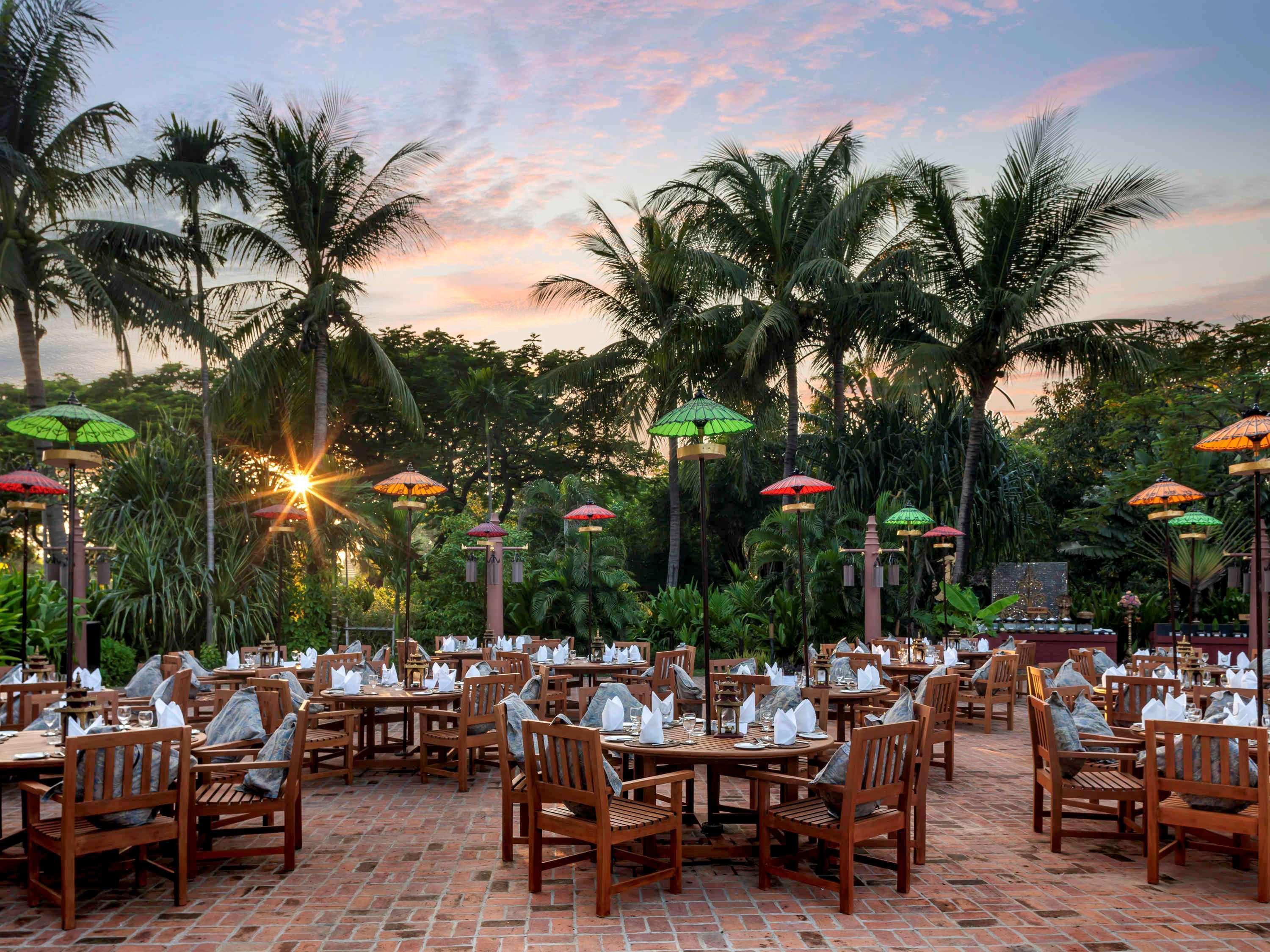 Mercure Mandalay Hill Resort Eksteriør bilde